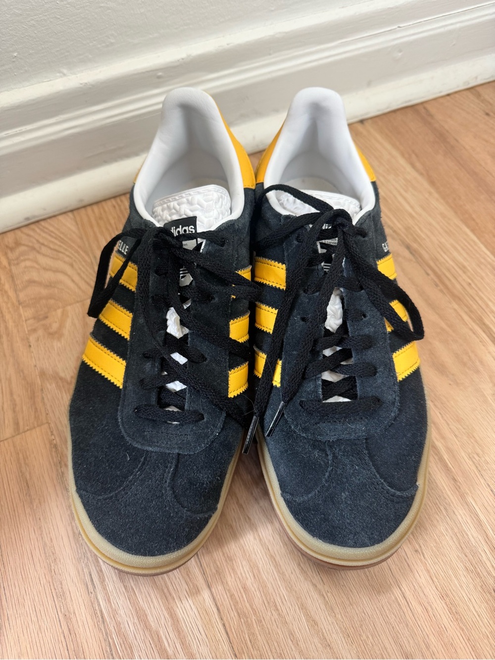adidas gazelle Black Suede Sneakers with Yellow Stripes like new